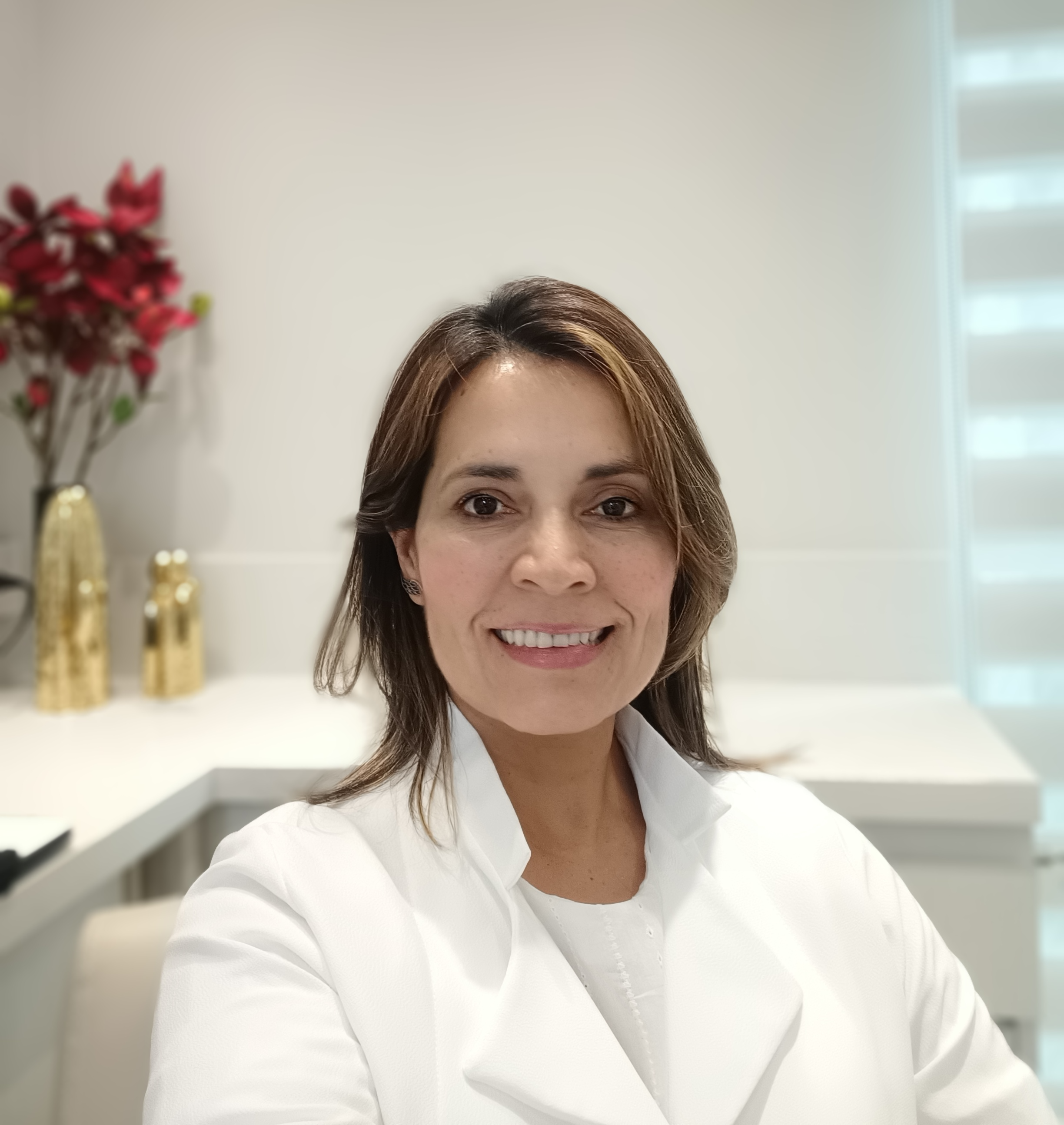 Foto de perfil de Rejane Camila Alvarenga Dias - Ginecologia & Obstetrícia
